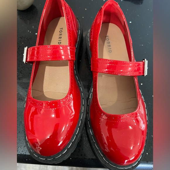 torrid Shoes - Torrid Mary Jane red patent shoes euc size 9.5 we